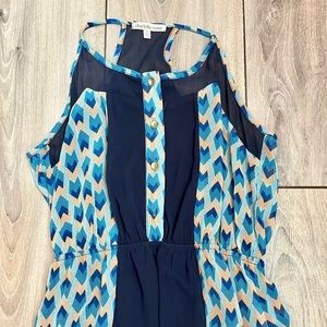 Navy blue geometric patter hi low dress with n small